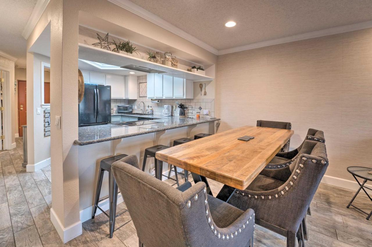 Lake Havasu Condo With Pool Access 1 Block To Beach Lake Havasu City Bagian luar foto